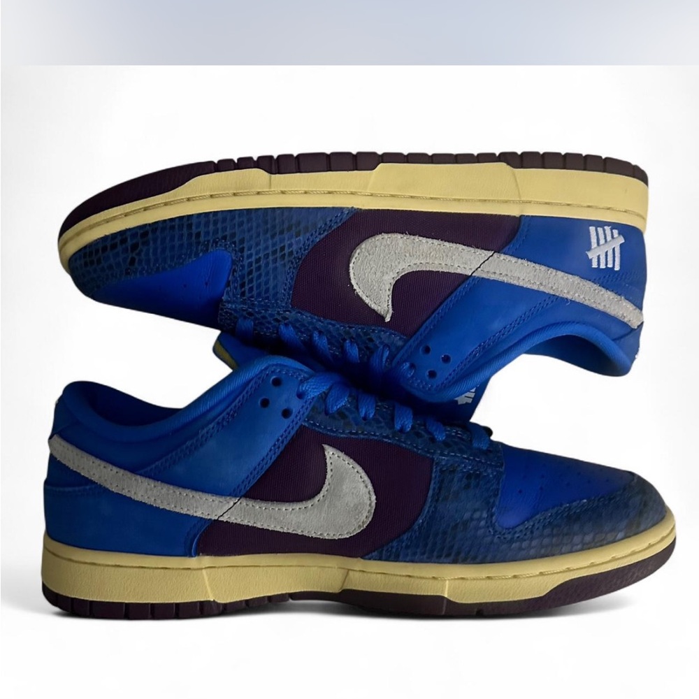 Nike dunk low x undefeated